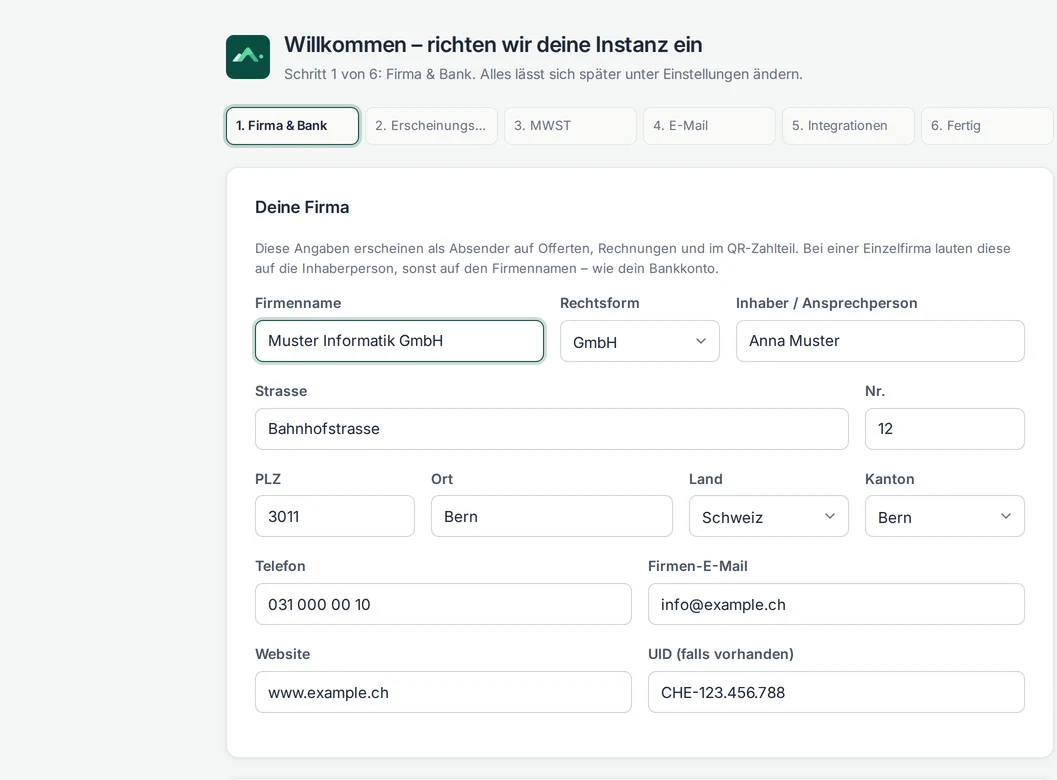 Einrichtungs-Assistent nach dem ersten Login: Firma, Rechtsform, Adresse und Bankverbindung für die QR-Rechnung